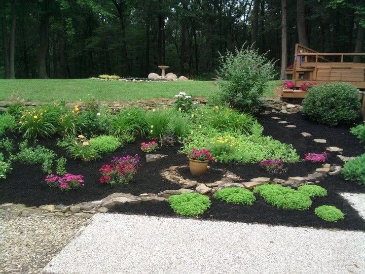 Professional residential landscaping experts serving Lancaster, OH - Southeast Lawn & Landscape