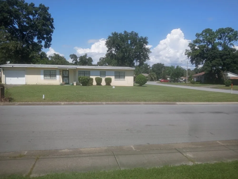 Affordable outdoor landscaping experts serving Pensacola, FL - Southerlandscaping