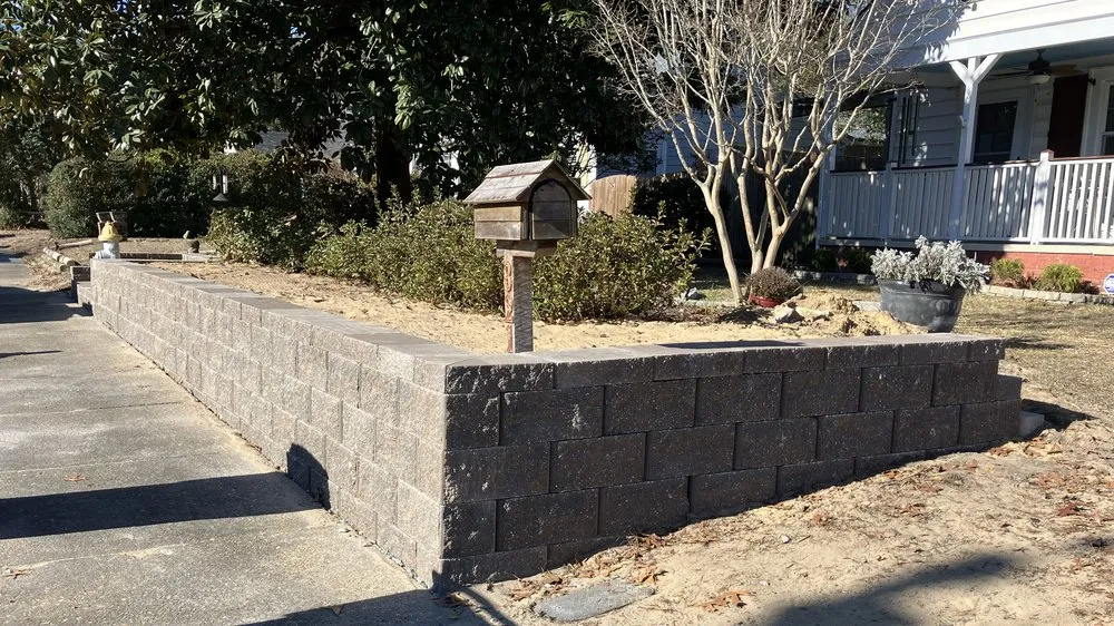 Professional lawn mowing service in Wilmington, NC - Southern Accents Landscaping