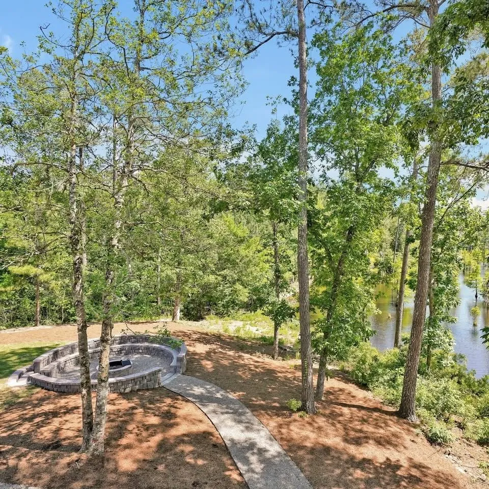 Top-rated yard cleanup service in Wilmington, NC - Southern Accents Landscaping