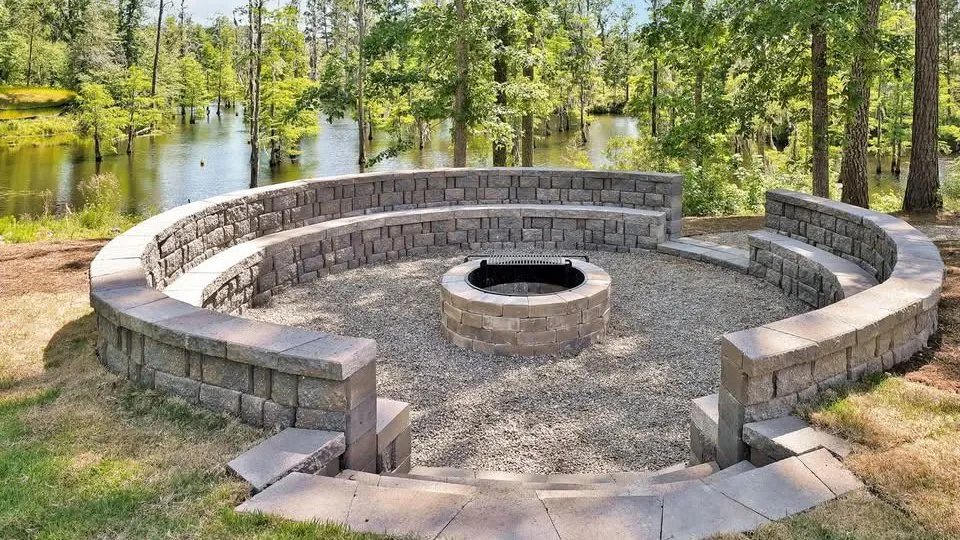 Professional lawn mowing service in Wilmington, NC - Southern Accents Landscaping