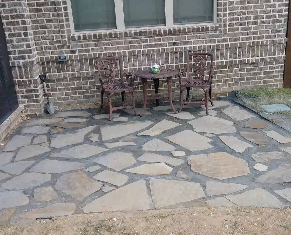 Expert lawn care service experts serving Macon, GA - Southern Blades Landscape Services