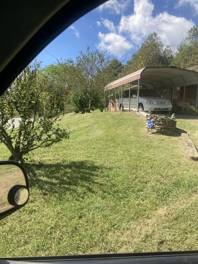Top-rated lawn mowing service experts serving Leicester, NC - Southern Boyz Landscapes