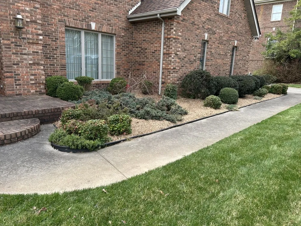 Top-rated landscape design in Kingsport, TN by Southern Boyz’ Mowing & More