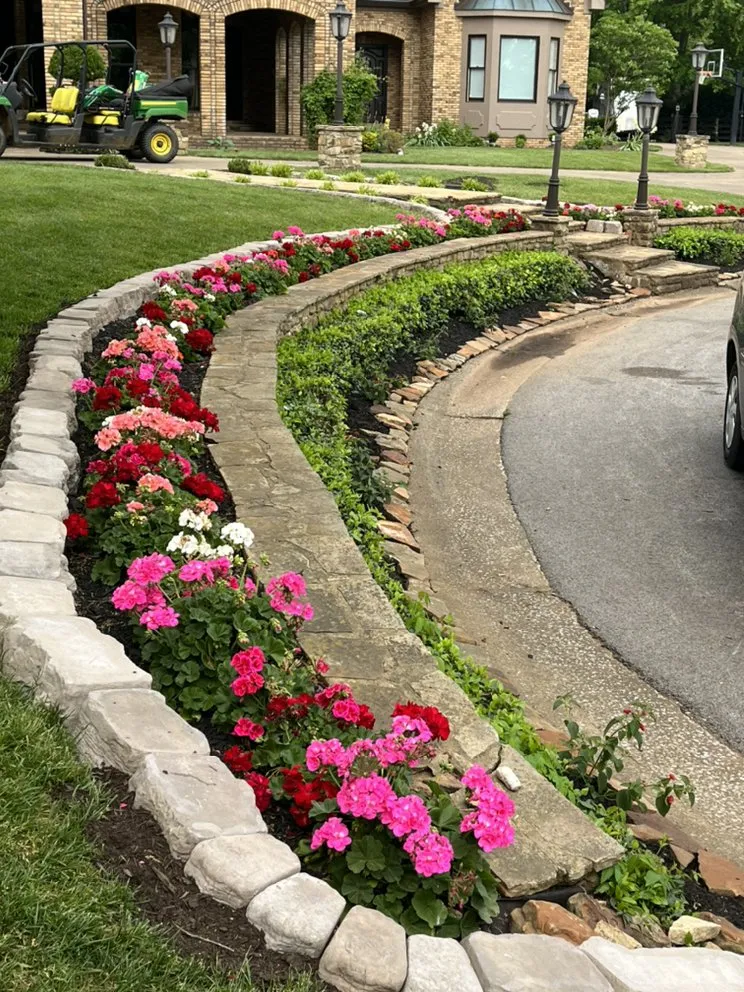 Affordable outdoor landscaping in Mammoth Cave, KY by Southern Charm Construction and Landscaping