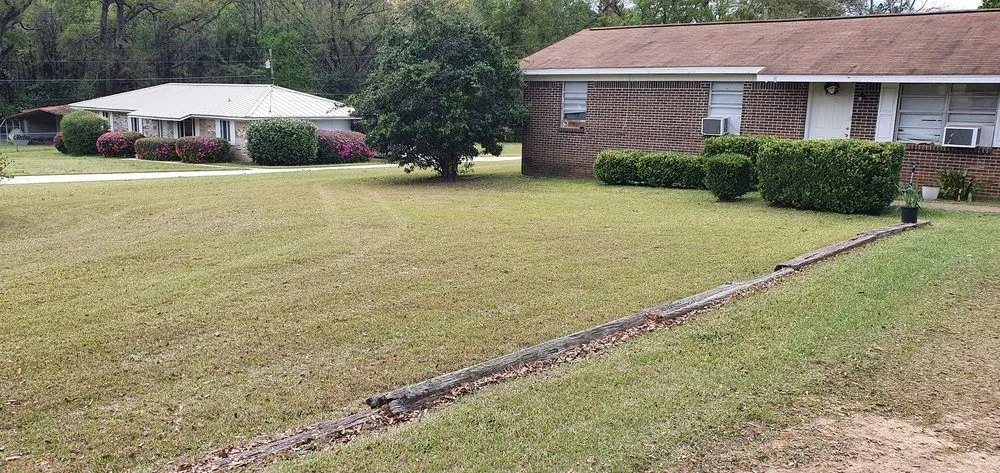 Custom garden landscaping experts serving Dothan, AL - Southern Choppers