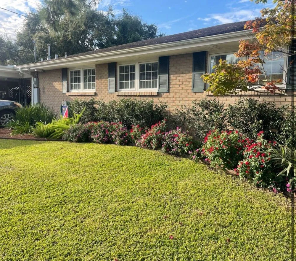 Expert garden landscaping for homes across New Orleans, LA - Southern City Farm and Landscaping