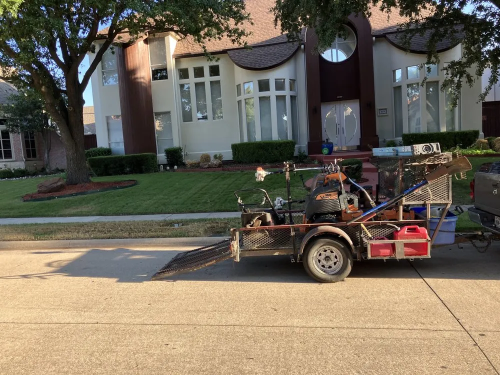 Reliable lawn mowing service for year-round maintenance across Garland, TX - Southern Clean