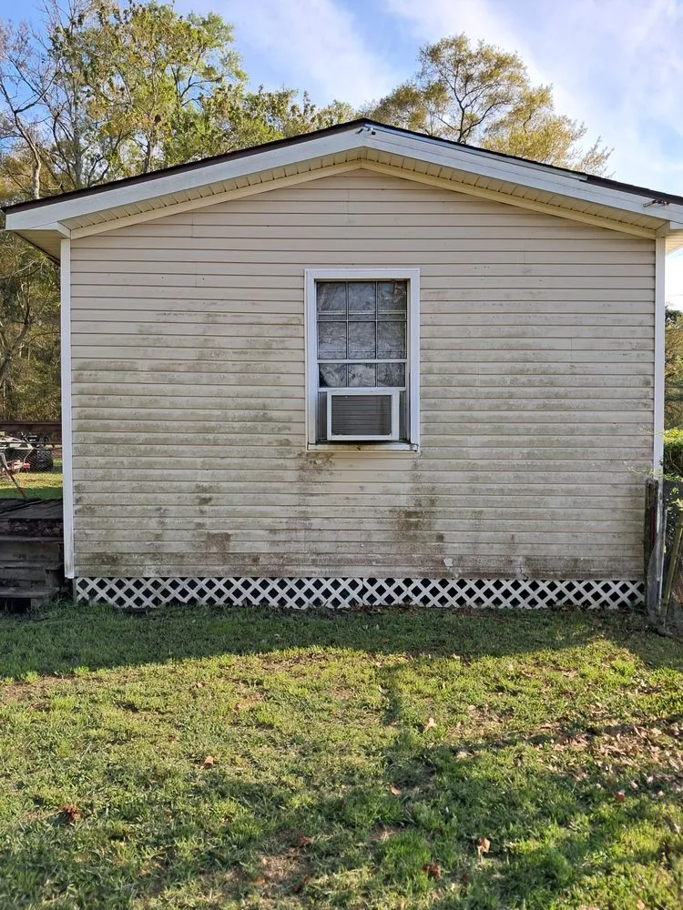 Top-rated landscape installation in Moss Point, MS by Southern cleaning solutions