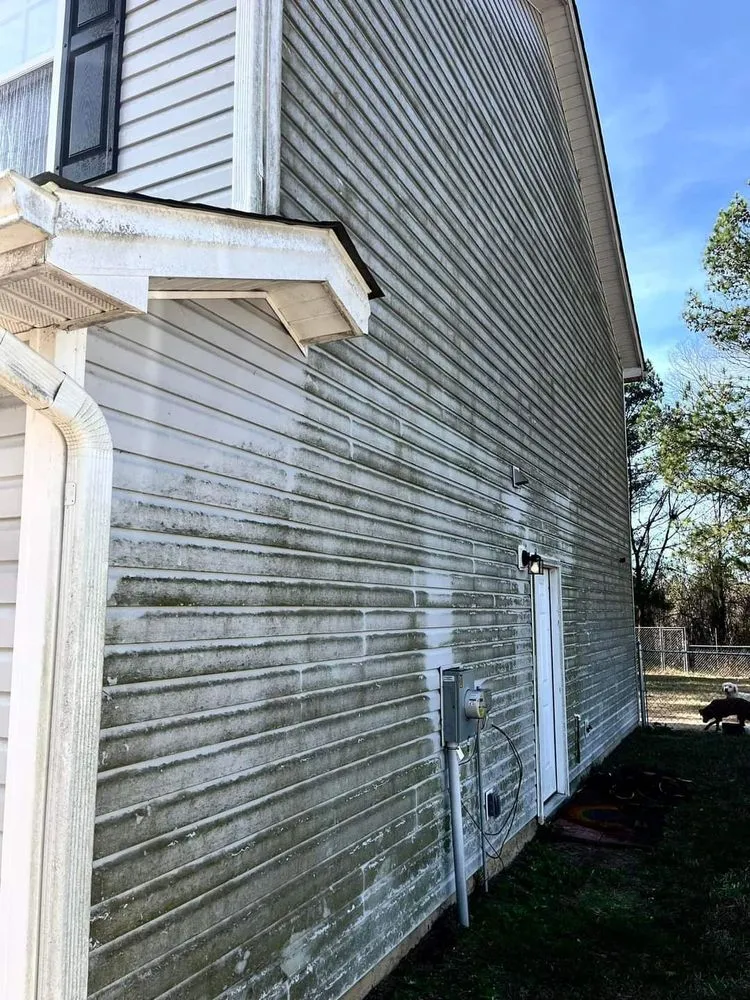 Expert landscaping services for year-round maintenance in Moss Point, MS by Southern cleaning solutions