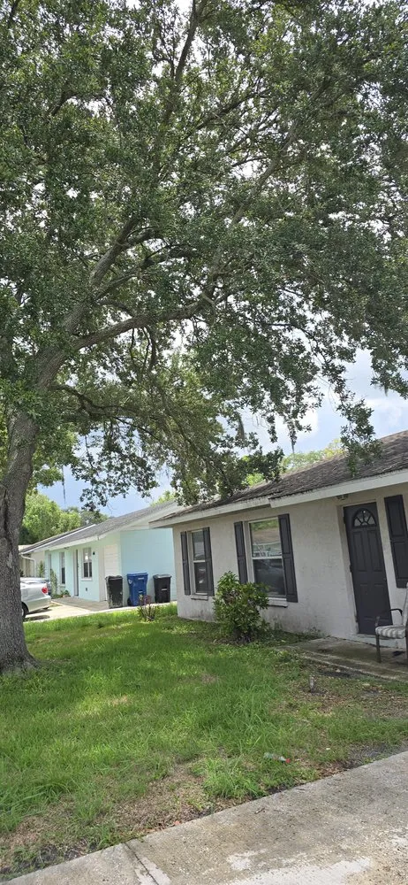 Custom residential landscaping in Bradenton, FL by Southern Comfort Tree Service