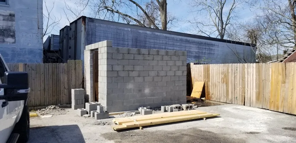 Custom lawn mowing service for homes in Charenton, LA by Southern Contractors & Lawn Services