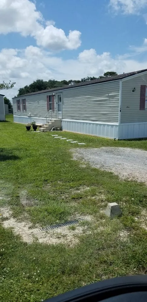 Affordable lawn mowing service for homes across Charenton, LA - Southern Contractors & Lawn Services