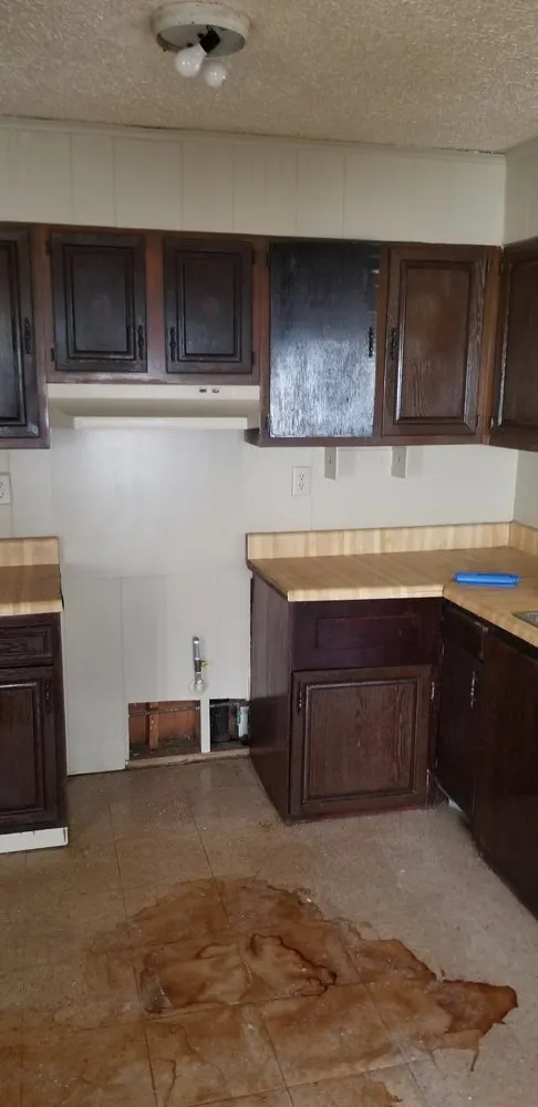 Expert yard maintenance in Charenton, LA by Southern Contractors & Lawn Services