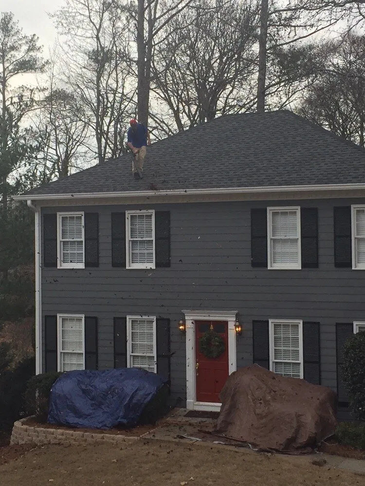 Professional yard maintenance with custom design in Acworth, GA by Southern Creation Grounds