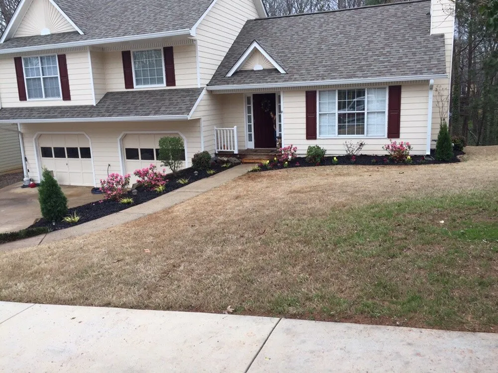 Reliable yard cleanup service near you across Acworth, GA - Southern Creation Grounds