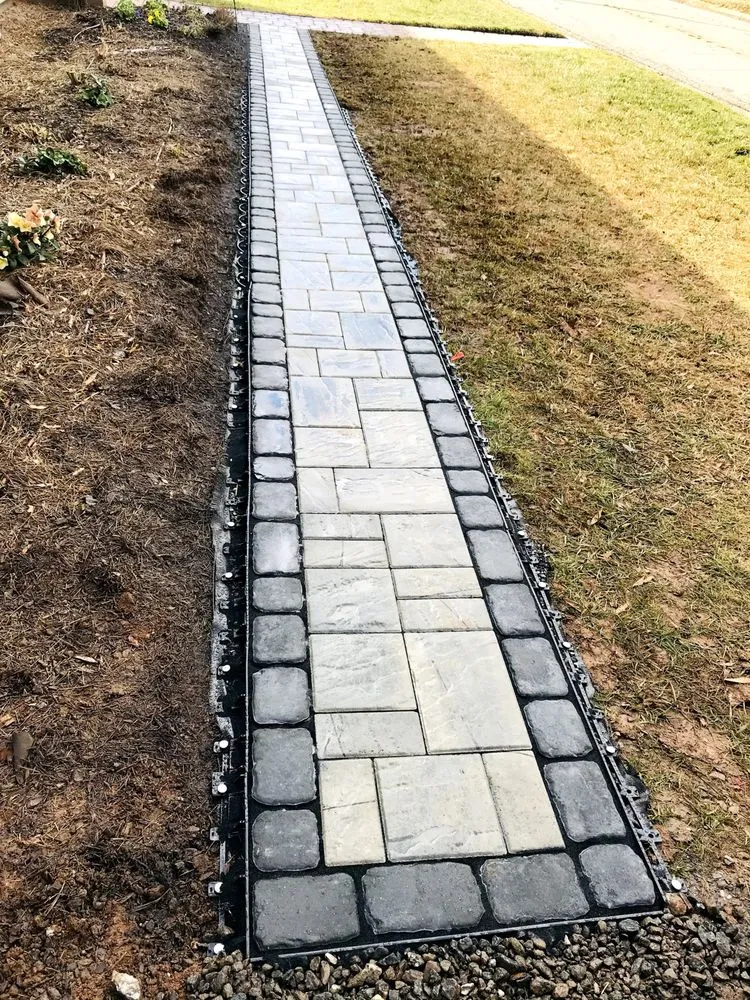 Custom lawn mowing service in Maiden, NC - Southern Creations Landscaping