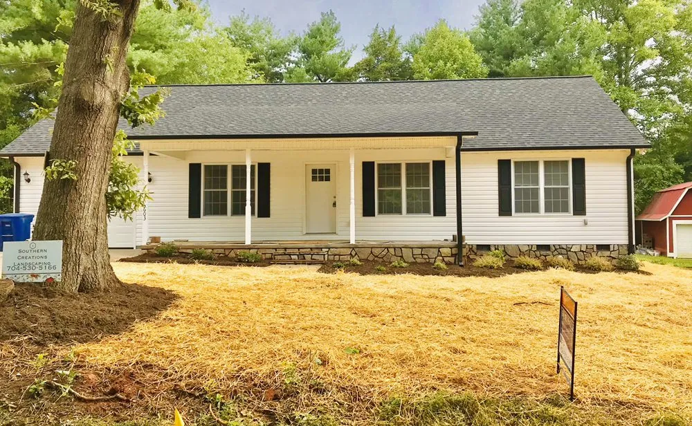 Custom lawn mowing service in Maiden, NC - Southern Creations Landscaping