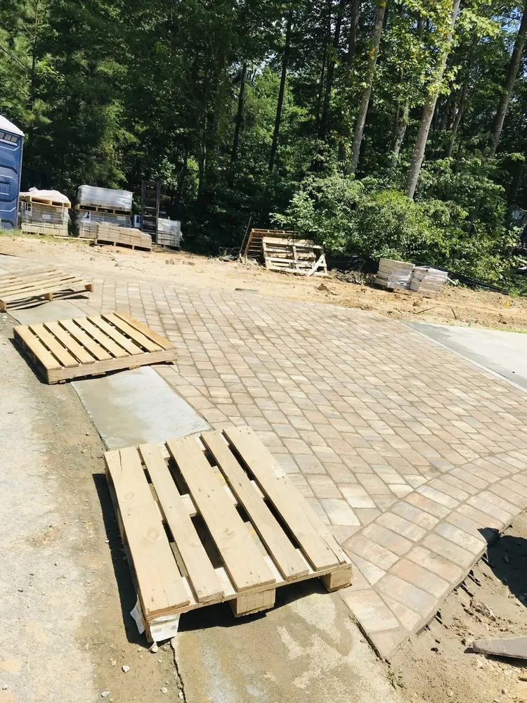 Top-rated yard cleanup service in Maiden, NC by Southern Creations Landscaping