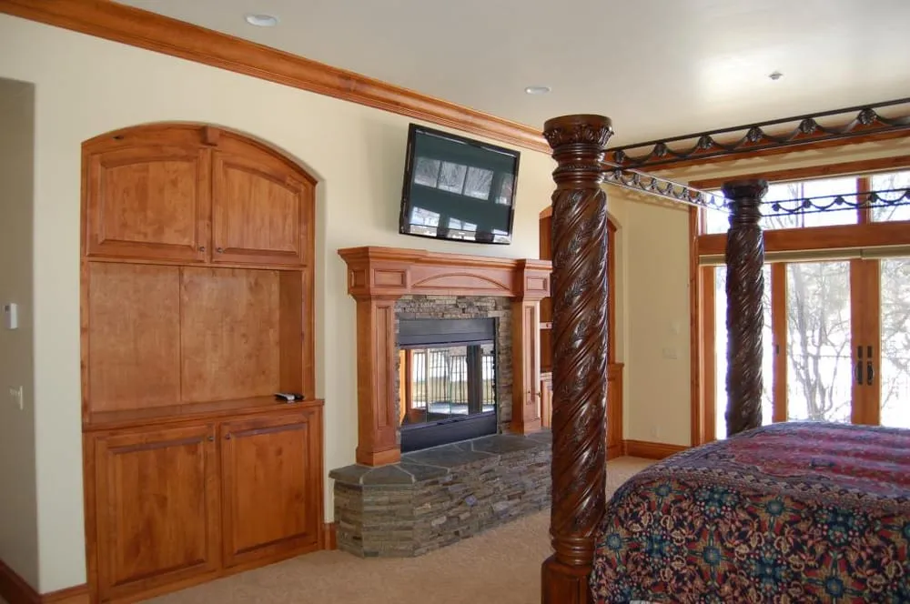 Top-rated yard cleanup service experts serving Redlands, CA - Southern Custom, Inc