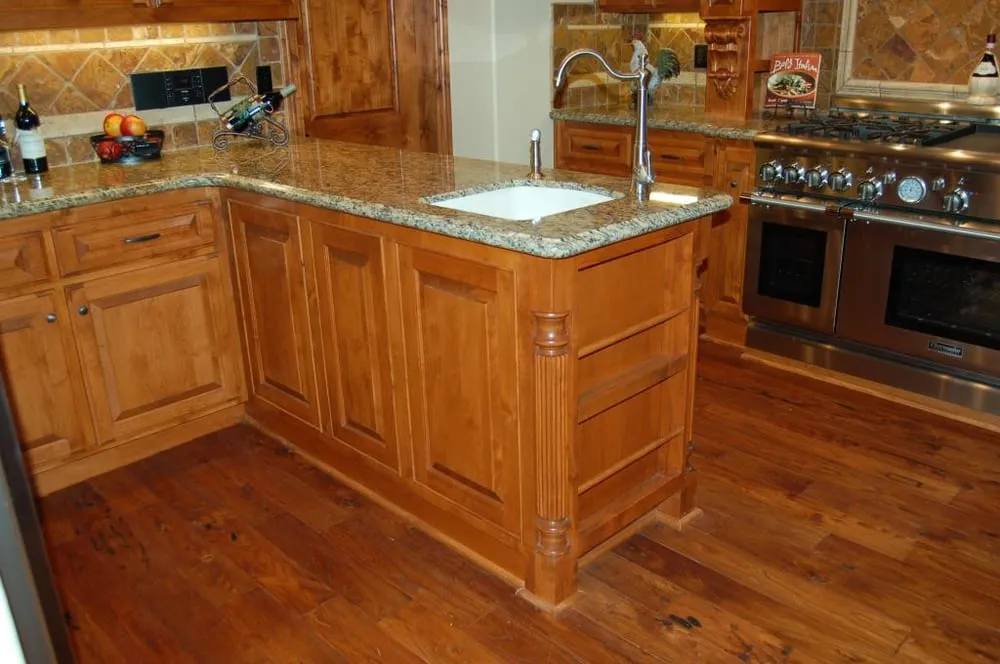 Professional lawn care service for year-round maintenance across Redlands, CA - Southern Custom, Inc