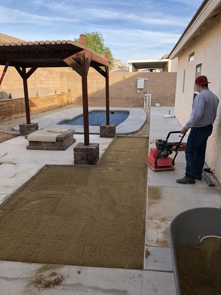 Top-rated garden landscaping experts serving Fort Mohave, AZ - Southern Desert Landscaping and Pools