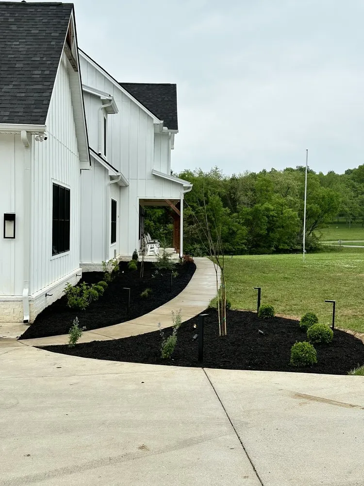 Affordable lawn mowing service in Tampa Bay, FL by Southern Dreams Landscaping