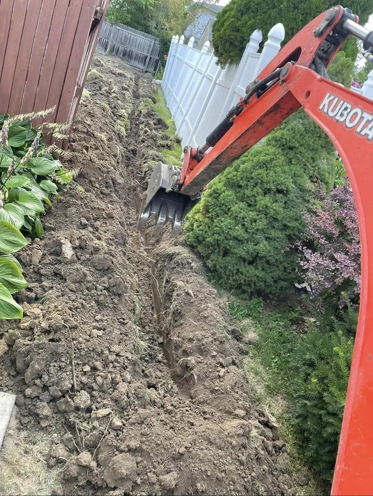 Local garden landscaping in Fountain Inn, SC by Southern Earthworks