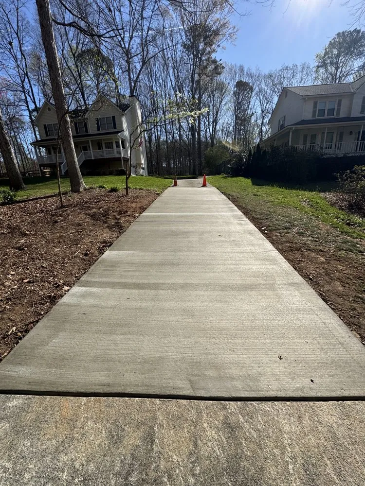 Top-rated yard maintenance for outdoor upgrades across Acworth, GA - Southern Edge Concrete