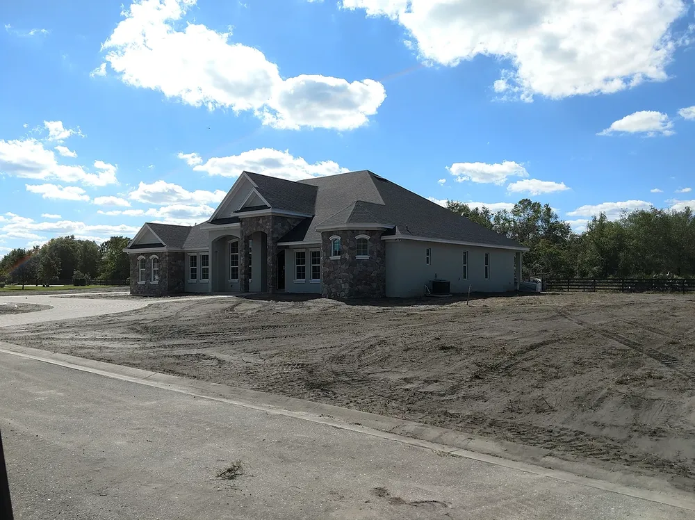 Reliable lawn care service in Mulberry, FL - Southern Estate Management