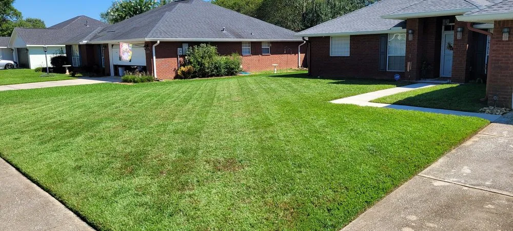 Affordable yard cleanup service in Mobile, AL - Southern Fields Lawn and Landscape