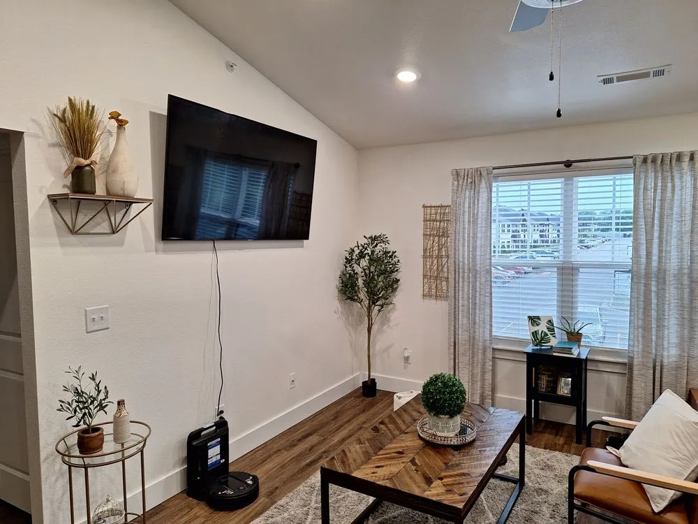 Custom yard maintenance experts serving Bentonville, AR - Southern Gem Contractor