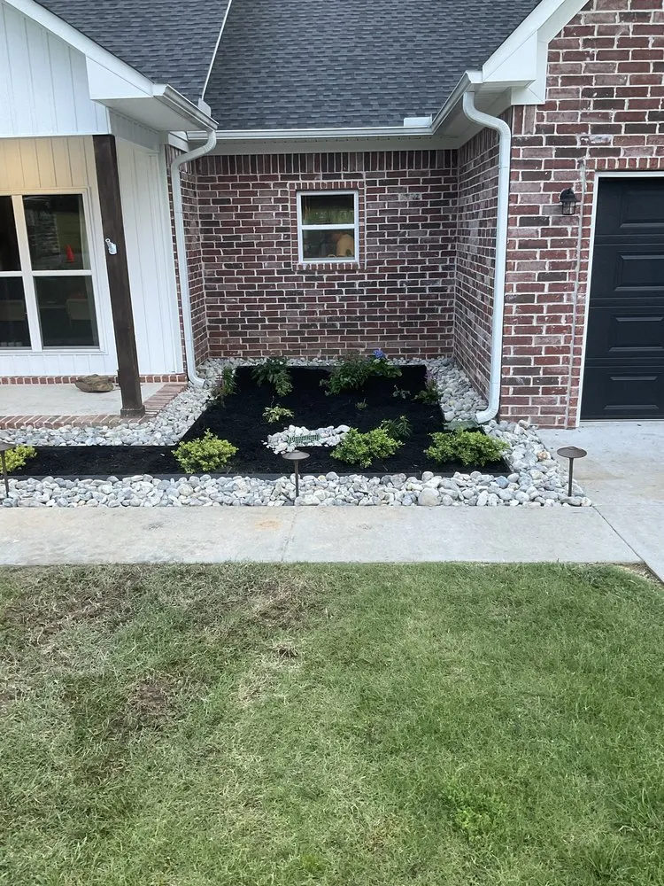 Custom yard maintenance for year-round maintenance in Conway, AR by Southern Grounds