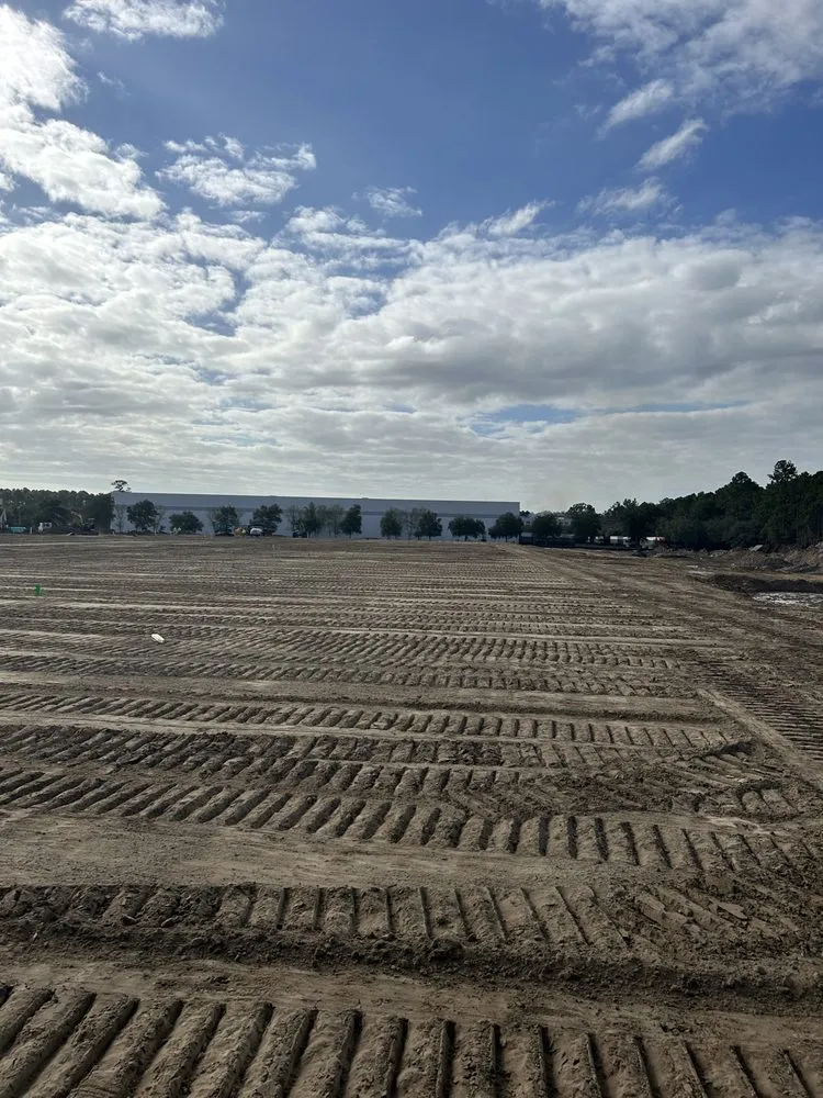 Custom yard maintenance in High springs, FL - Southern Grounds Development