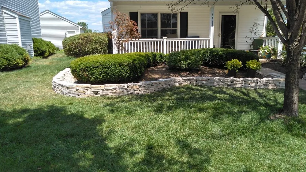 Top-rated yard maintenance experts serving Grove City, OH - Southern Grove Landscaping