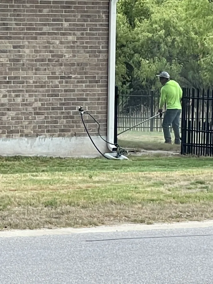 Trusted yard cleanup service in Cedar Creek, TX by Southern Guys