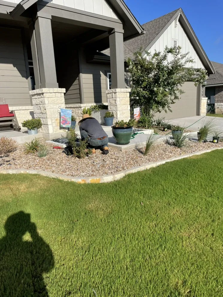 Trusted garden landscaping in Cedar Creek, TX by Southern Guys