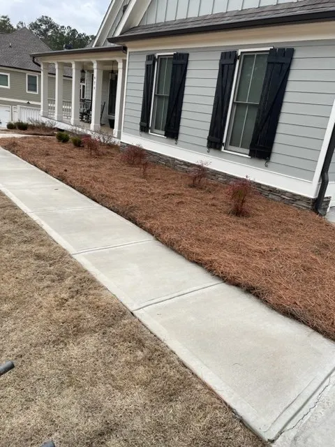 Top-rated yard maintenance in Jasper, GA by Southern Hand Landscaping
