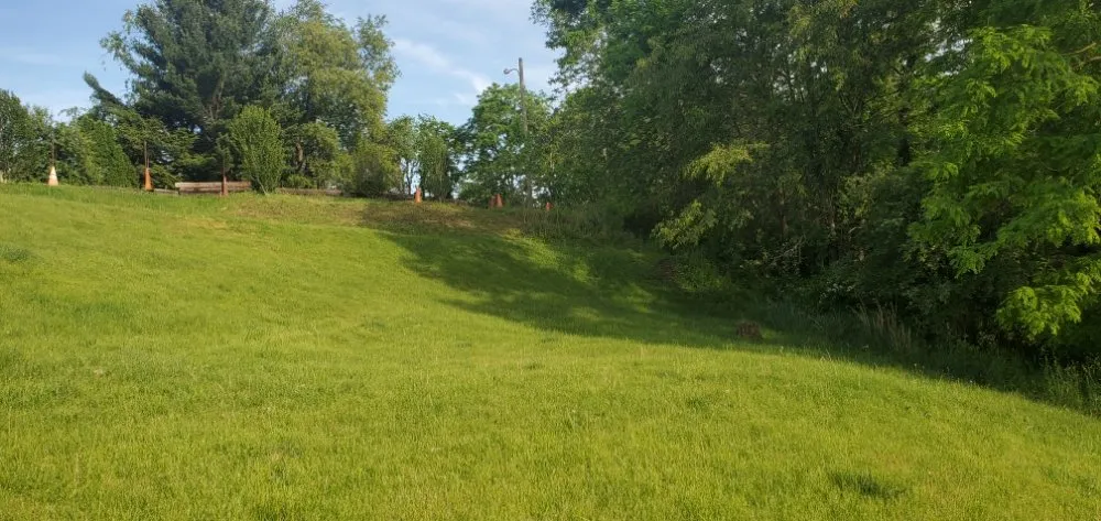 Local outdoor landscaping with custom design in Weirton, WV by Southern Hospitality's Lawncare & Services