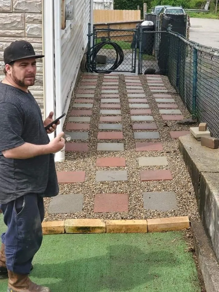 Affordable lawn care service for homes across Weirton, WV - Southern Hospitality's Lawncare & Services