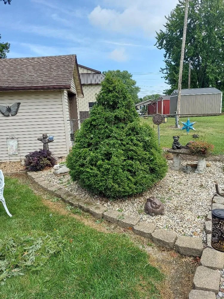 Top-rated yard cleanup service with custom design across Scottsburg, IN - Southern Indiana Lawn Creation