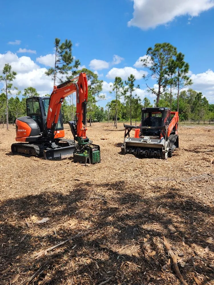 Reliable lawn mowing service experts serving Cape Coral, FL - Southern Land Management