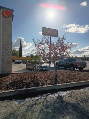 Southern Landscape Logo