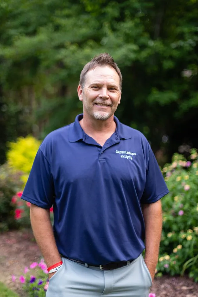 Top-rated lawn mowing service in Powder Springs, GA - Southern Landscapes and Lighting