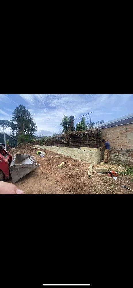 Reliable yard maintenance for residential properties in Lawrenceville, GA by Southern landscapes