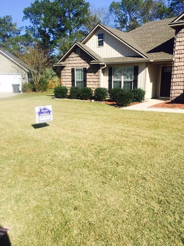 Local outdoor landscaping for homes in Tifton, GA by Southern Landscapes