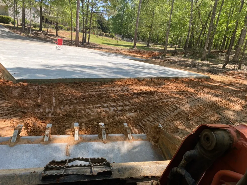 Top-rated lawn mowing service experts serving Milledgeville, GA - Southern Landscaping & Grading