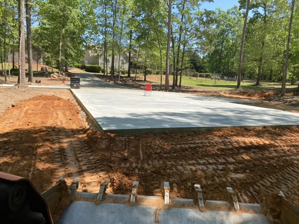 Reliable lawn mowing service in Milledgeville, GA - Southern Landscaping & Grading