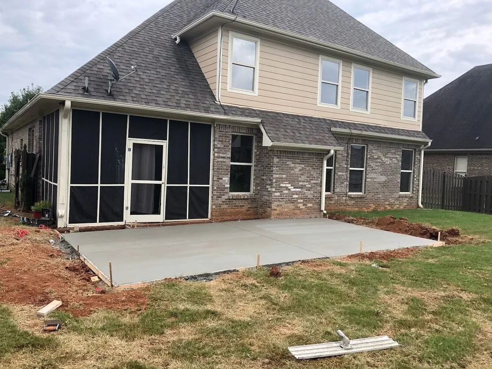 Top-rated outdoor landscaping for year-round maintenance in Madison, AL by Southern Landscaping & Lawn Maintenance