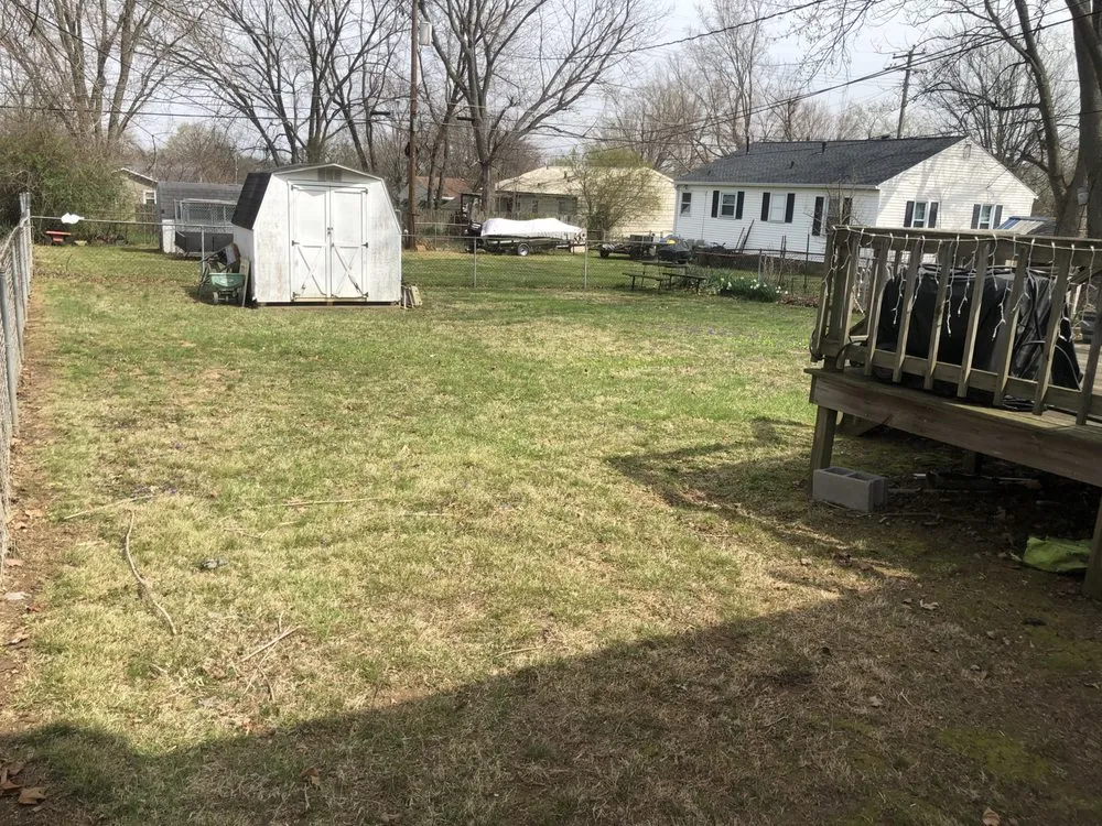 Local garden landscaping in Hopkinsville, KY by Southern Lawn Maintaince